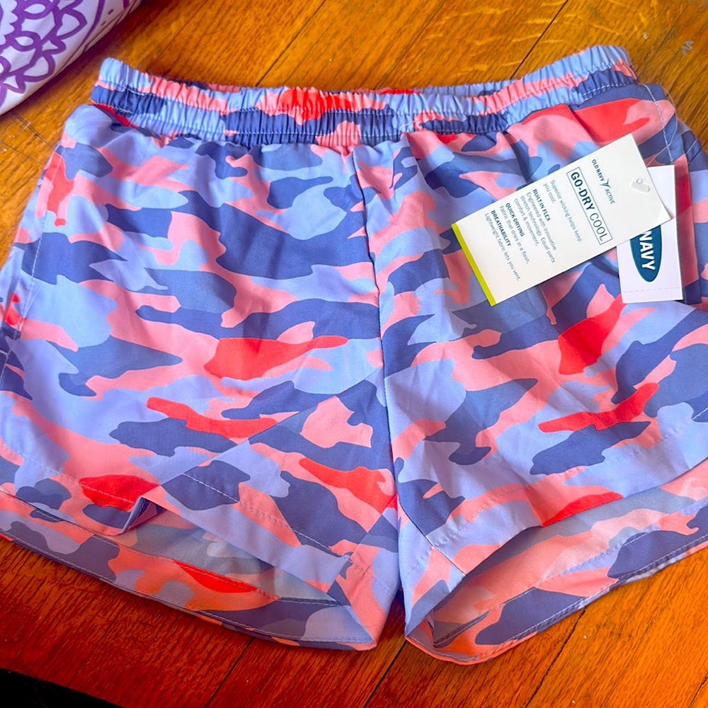 Old Navy go dry cool active shorts